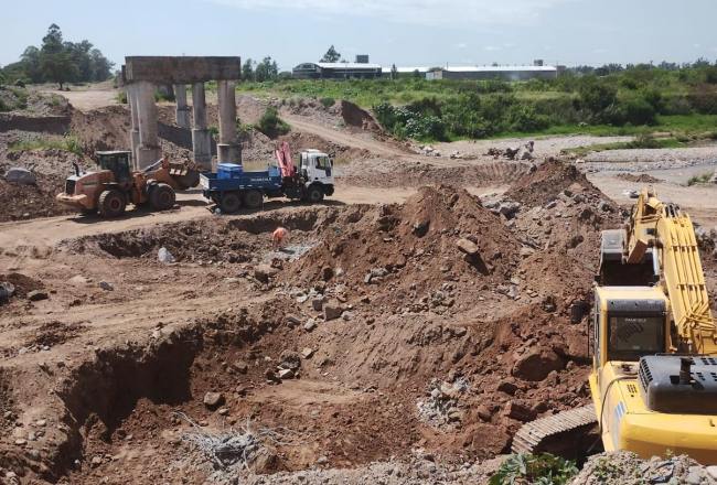 Realizarán recorridos preventivos en la obra del puente ferroviario