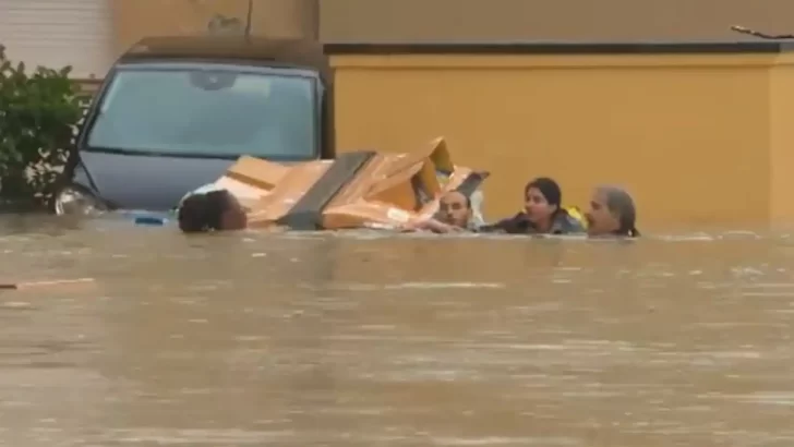 Tragedia en Italia: Lluvias torrenciales causan devastación y desplazamientos masivos