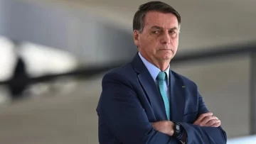 Condenan a Bolsonaro a pagar una indemnización por asedio a periodistas, pero le rebajaron el precio