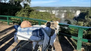 Un grupo de médicos llevó a un paciente oncológico a las cataratas del Iguazú: “Hicimos realidad un sueño”
