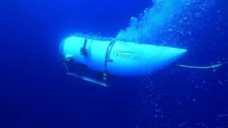 Buscan un sumergible que desapareció en el océano Atlántico durante una expedición para ver los restos del Titanic