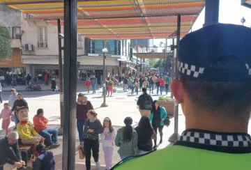 Refuerzan la presencia policial en zonas comerciales por las ventas del “Día del Niño”