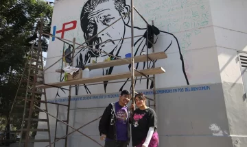 Dos estudiantes de enfermería realizaron un mural en honor a René Favaloro