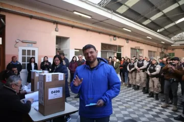 Votó el precandidato a presidente Juan Grabois