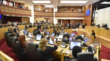 Por tercera vez en el año sesionará el poder legislativo en Tucumán