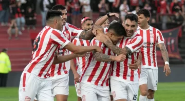 El Santo dió vuelta el partido y venció a Patronato 3-1 en la Fecha 34 de la Primera Nacional