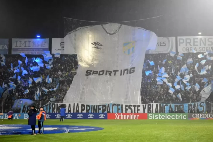 Atlético Tucumán celebró el Dia Mundial del hincha Decano