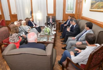 Osvaldo Jaldo inició su gestión con la primera reunión de gabinete