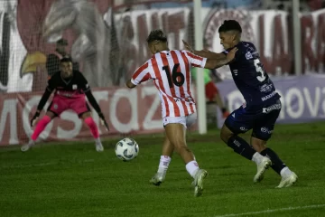 San Martín empató y quedó a dos puntos de la cima del torneo