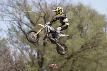 Alejandro tiene 8 años y es campeón argentino de motocross