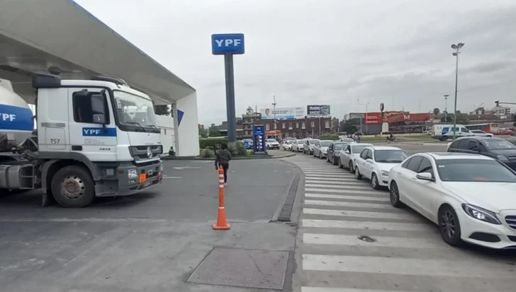 Sigue el faltante de combustible en el interior del país y estiman que no se normalizará hasta el fin de semana