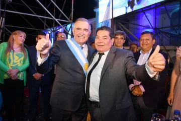 Enrique Orellana juró ante Jaldo como intendente de Famaillá