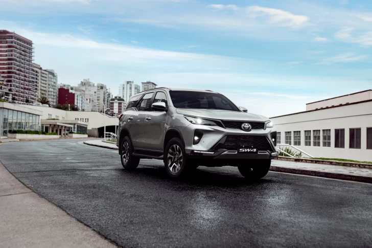 Line Up presentó en Tucumán los nuevos productos de Toyota