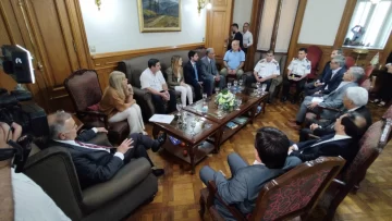 Reunión de emergencia tras el incendio en el Mercado Persia