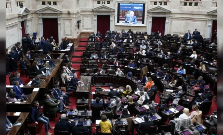 Ley Ómnibus: sigue el debate en Diputados con cruces y chicanas entre los bloques