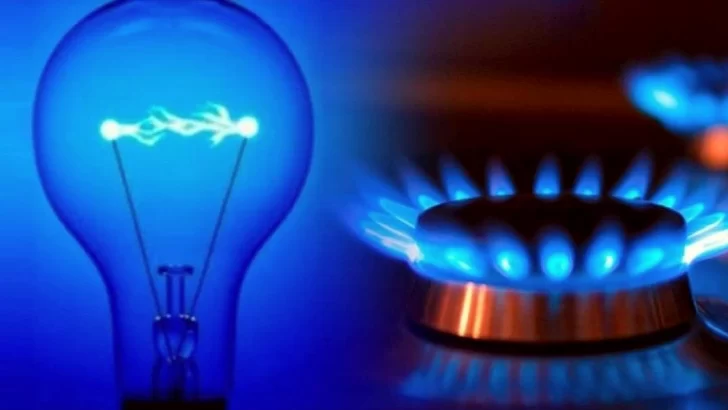 El gobierno analiza congelar las tarifas de luz y gas todo el invierno