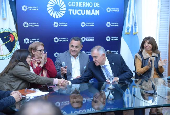 El Frente Gremial Docente firmó un nuevo acuerdo salarial con el Gobierno