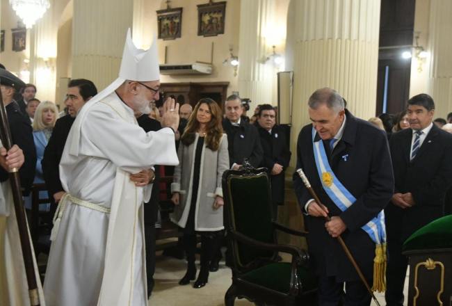 El gobernador Osvaldo Jaldo participó del Solemne Tedeum en la Catedral