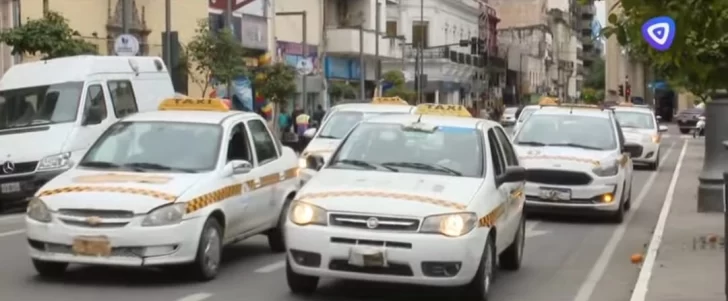 Levantaron el paro de taxistas en la Capital tucumana