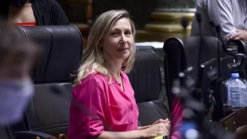 Myriam Bregman criticó al presidente por sus viajes: “Milei tiene más millas que Marley”