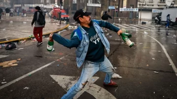 Tras los incidentes en el Congreso, excarcelaron a 17 detenidos y otros 16 quedaron presos tras las indagatorias