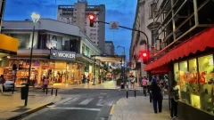Comerciantes tucumanos reclaman por altos impuestos y venta ilegal