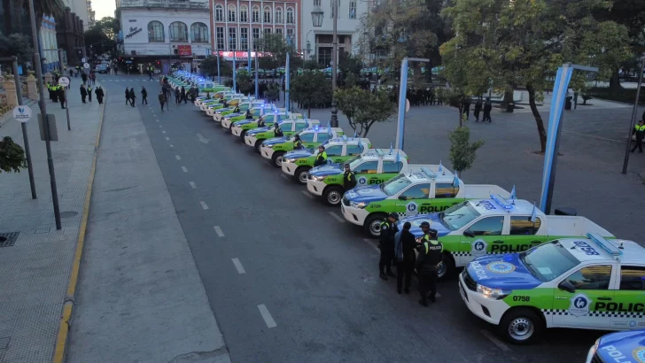 El Gobierno le entregó 53 vehículos a la Policía de Tucumán