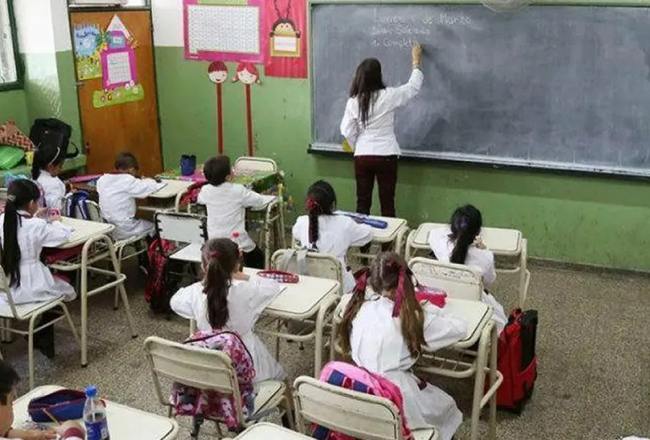 Tucumán implementará la jornada completa en 167 escuelas primarias