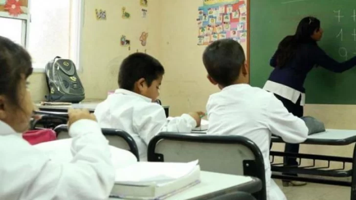 Implementarán la jornada completa en más de 70 escuelas tucumanas