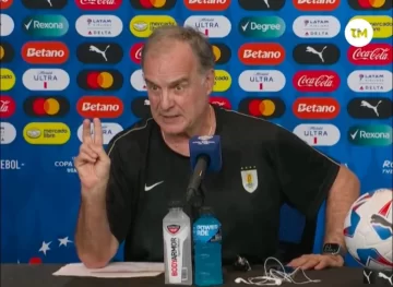 Bielsa destrozó a la Conmebol y defendió a sus jugadores tras los incidentes: “Todo es una vergüenza”