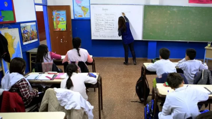 Los alumnos volvieron a clases con una jornada escolar extendida