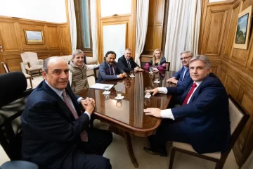 Jaldo, Llaryora, Sáenz,  y Jalil se reunieron con Guillermo Francos, Luis Caputo y Karina Milei