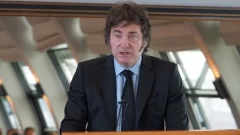 “La universidad va a seguir siendo pública y no arancelada”, aseguró Milei