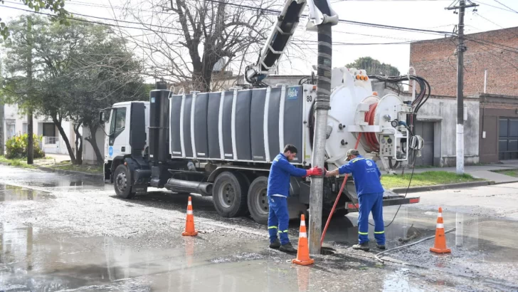 Investigan a fábrica de jabones por la presencia de líquidos industriales en cloacas