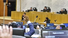 La legislatura volvió al recinto con una extensa sesión