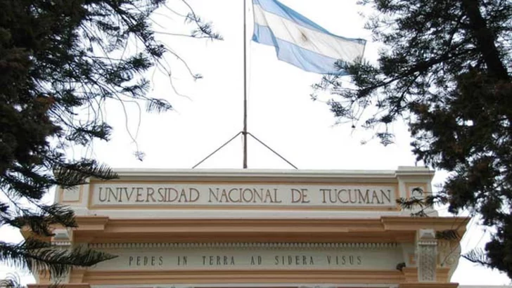 Docentes universitarios profundizan su plan de lucha: ADIUNT propone un paro como mínimo de 72 hs en septiembre