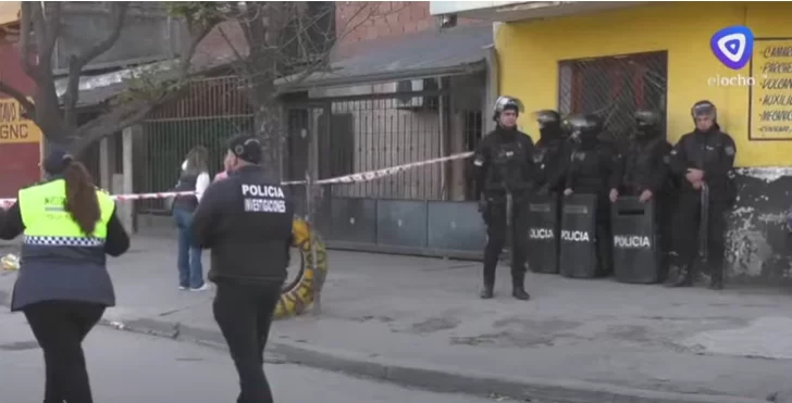 Un policía habría matado a un presunto ladrón en Villa Alem