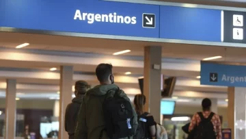 Lunes con vuelos alterados por asambleas de aeronáuticos