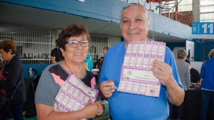 Extienden el plazo para retirar los boletos gratuitos para jubilados