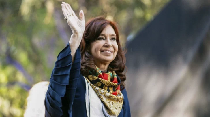 Cristina Kirchner convocó a los jóvenes a participar de la marcha universitaria: “No es sólo por su presente, también es por su futuro”