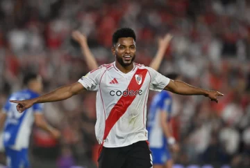 River derrotó por goleada a Atlético Tucumán