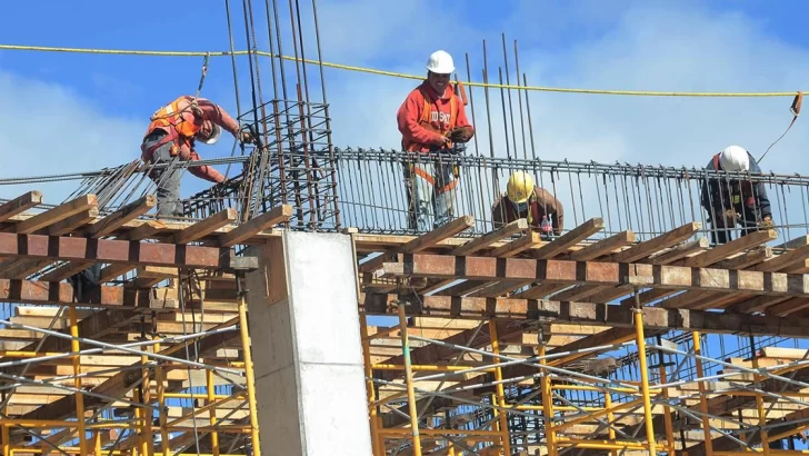 Preocupación por la caída del empleo en el sector de la construcción en el NOA