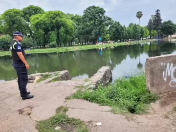 Encontraron un cuerpo sin vida en el lago del Parque 9 de julio