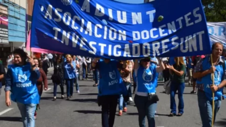 Realizarán un “Festivalazo en Defensa de la Universidad Pública” en Plaza Independencia