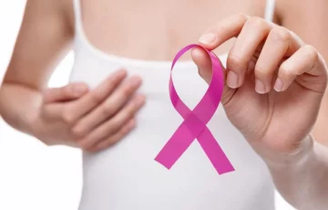 Octubre Rosa: campaña de concientización y prevención del cáncer de mama en el Hospital del Este