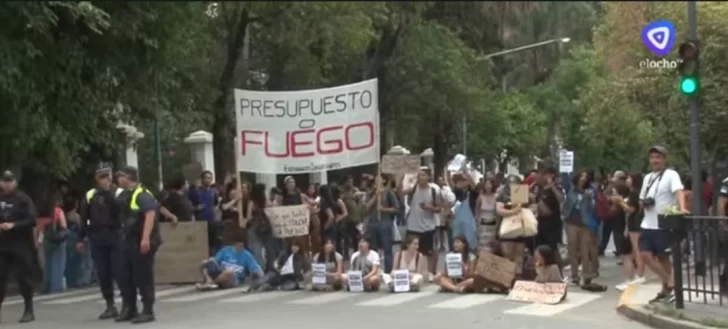 Confirmaron la toma de distintas facultades de la UNT