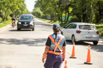 Comenzó el cambio en el sentido de las calles Las Rosas y Ecuador en Yerba Buena