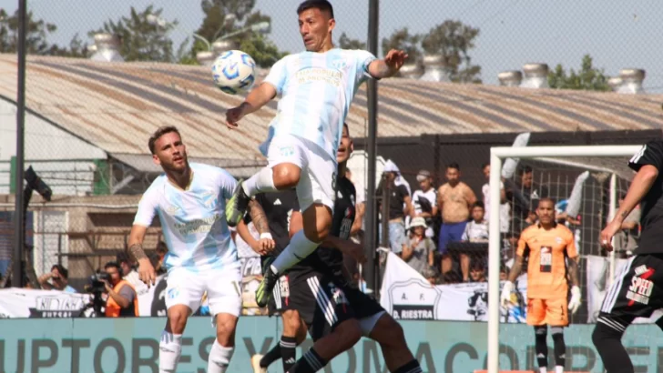 Atlético Tucumán cae ante Riestra y profundiza su crisis deportiva