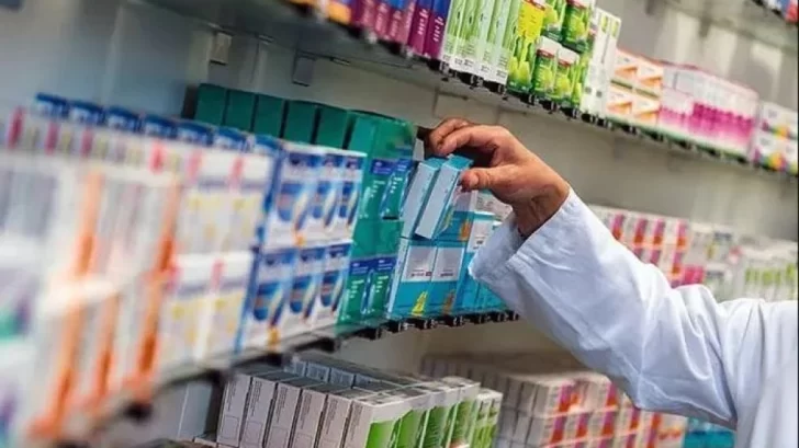 Los medicamentos sin receta se exhibirán en las góndolas de las farmacias