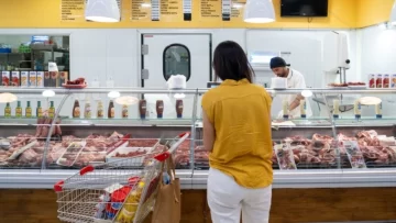 La inflación desaceleró al 3,5% en septiembre y acumuló más del 100% en lo que va del año